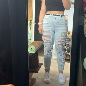 American Eagle Curvey High-Waisted Jegging